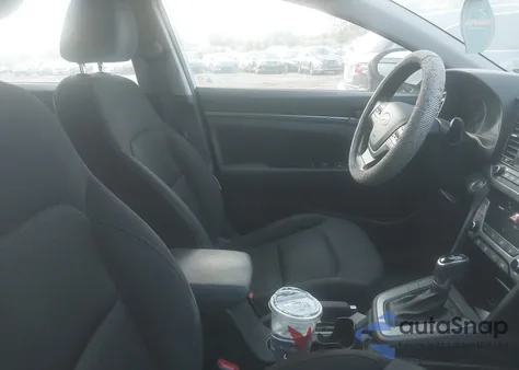 2018 Hyundai Elantra Value Edition из США, поврежденный, VIN 5NPD84LF8JH274200